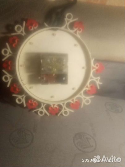 Часы винтажные кварцево-электронные