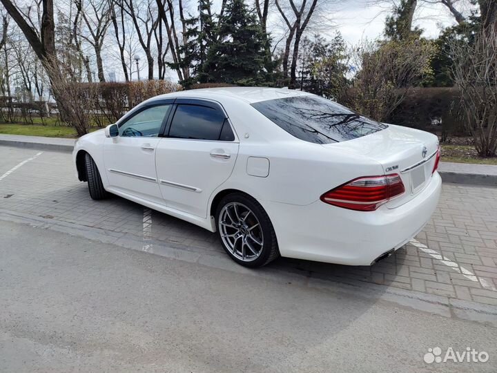 Toyota Crown 3.0 AT, 2010, 264 000 км