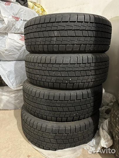 Goform W705 215/55 R17 94T
