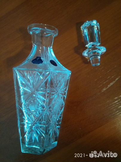 Графин хрустальный