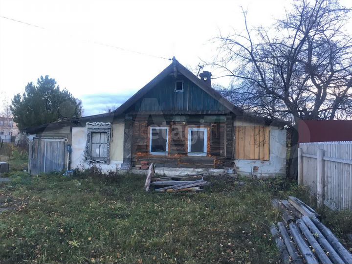 Дом 18,9 м² на участке 16 сот.