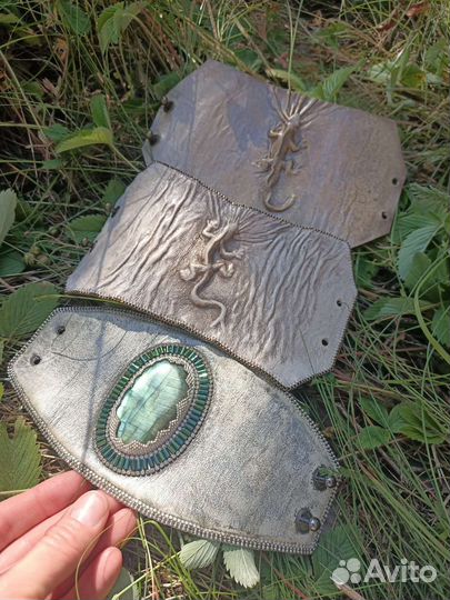 Браслет из кожи наруч