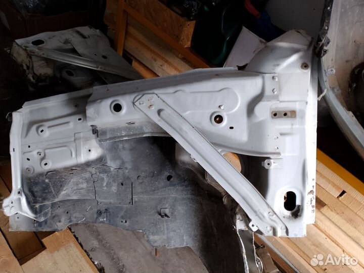 Лонжерон Митсубиси аутлендер 2003-2007