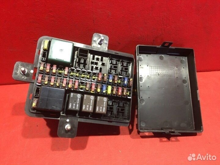 Блок предохранителей в салон Ssangyong Kyron DJ