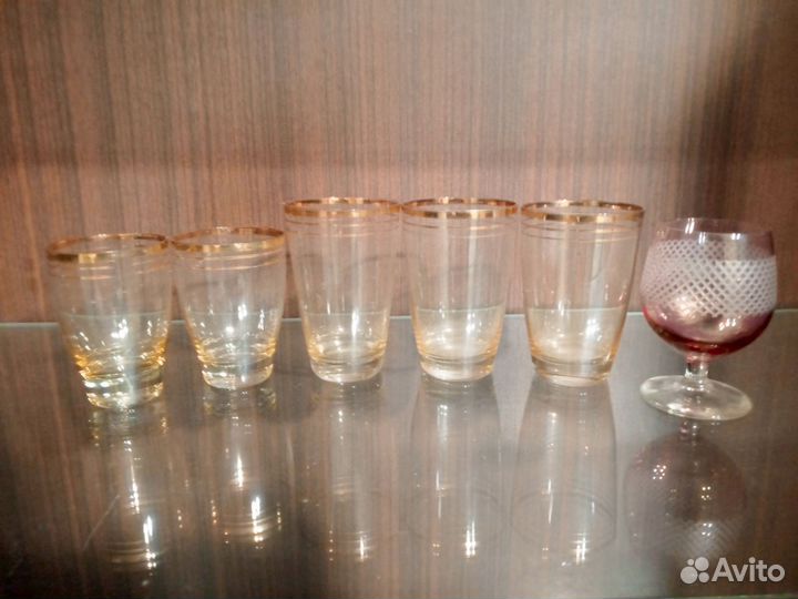 Бокалы стаканы отдам бесплатно