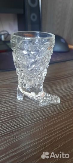 Хрустальные рюмки сапожки