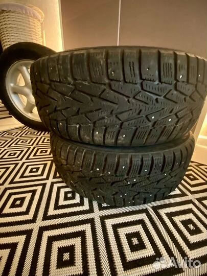 Зимняя резина r15 на дисках Volvo