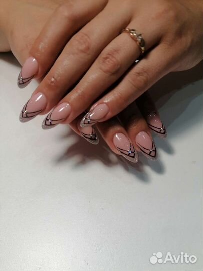 Наращивание ногтей