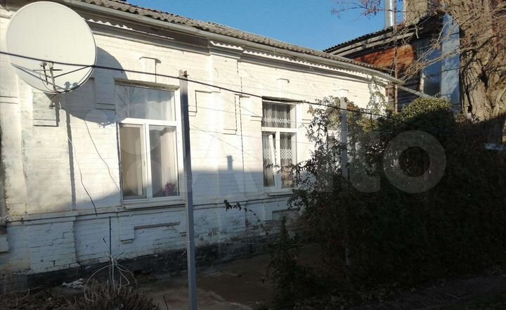 2-к. квартира, 42 м², 1/1 эт.