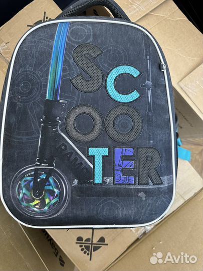 Рюкзак школьный