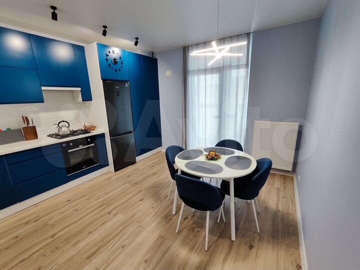 2-к. квартира, 65 м², 8/9 эт.