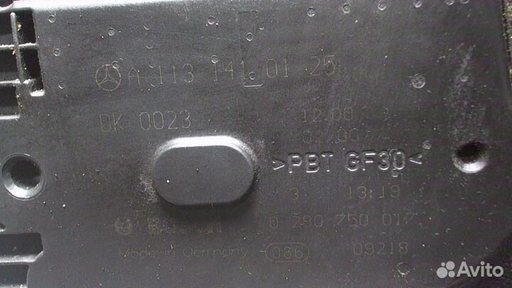 Заслонка дроссельная Mercedes S W220, 2000