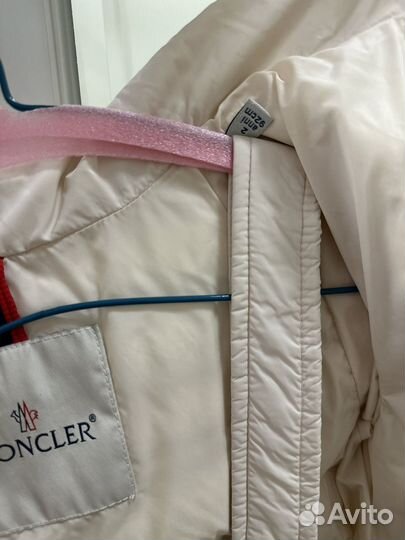 Пуховик Moncler