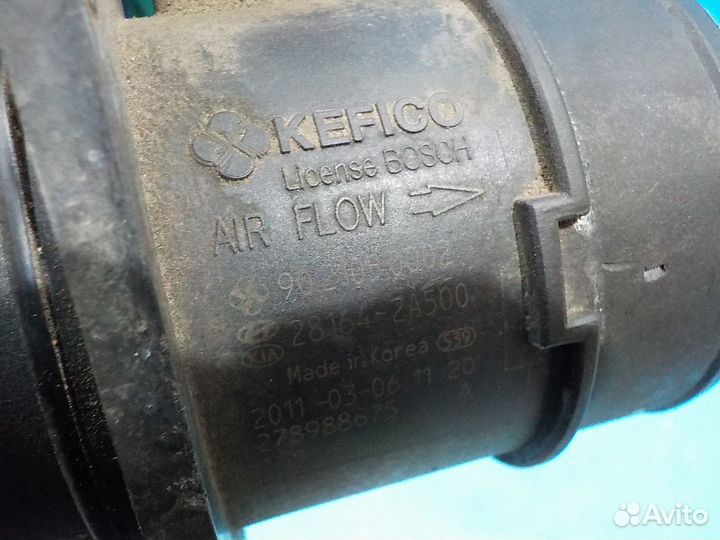 Датчик массового расхода воздуха KIA Ceed (ED) 200