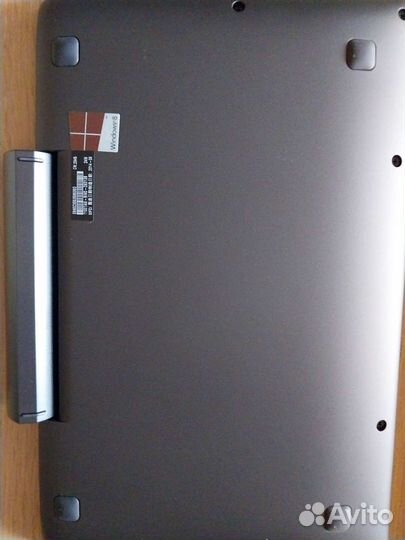 Планшет Asus Transformer Book