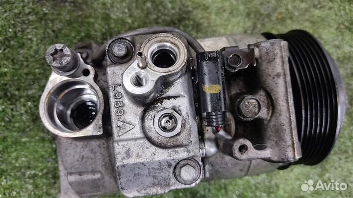 Компрессор кондиционера Mercedes Benz E-class W21