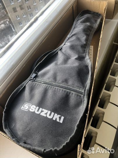 Укулеле Suzuki s-01