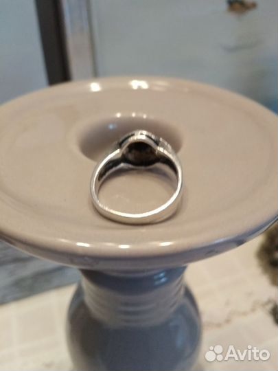 Серебряный перстень и серьги с черным агатом