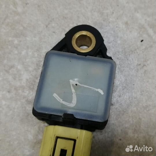Датчик airbag Kia Ceed 1 ED 2007-2012