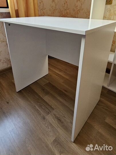 Письменный стол IKEA белый бронь