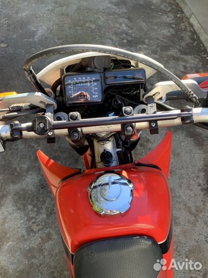 Продам мотоцикл Honda XR650L