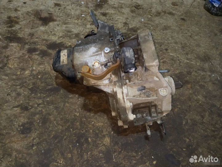 Коробка по запчастям Renault Logan 2 2012—2018