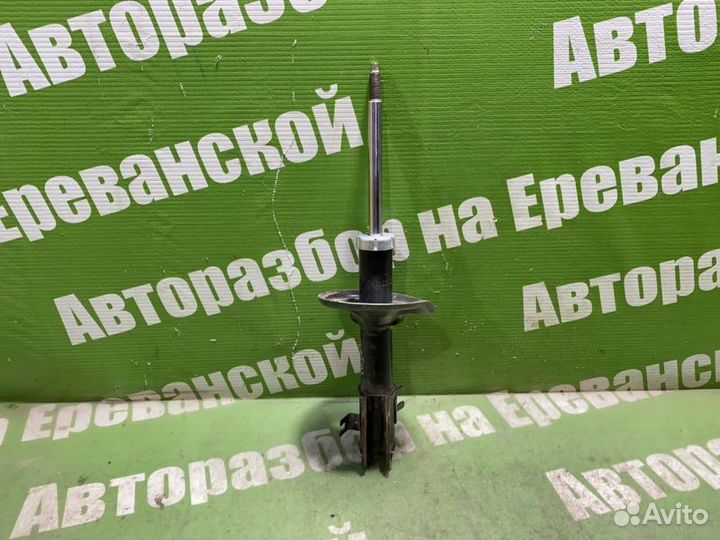 Стойка подвески передняя правая Chevrolet Spark