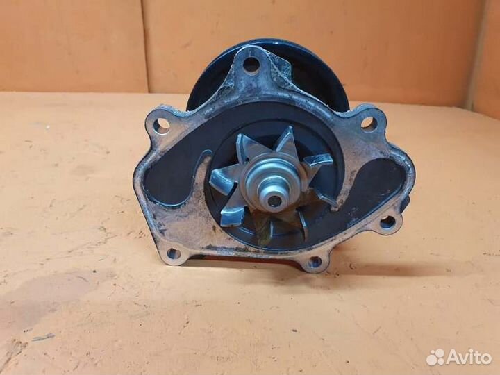 Насос водяной (помпа) Infiniti Qx56 JA60 5.6