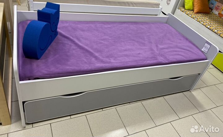 Двухъярусная кровать выдвижная