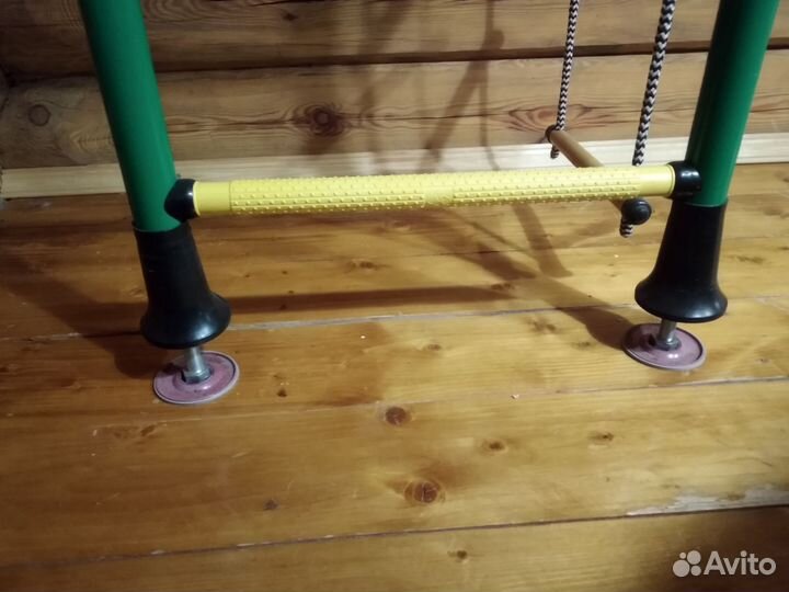 Шведская стенка для двоих детей