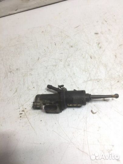 Рабочий цилиндр сцепления Volkswagen Jetta 5
