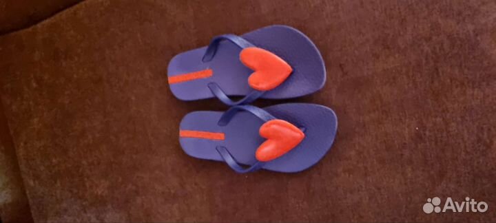 Шлепанцы на девочку