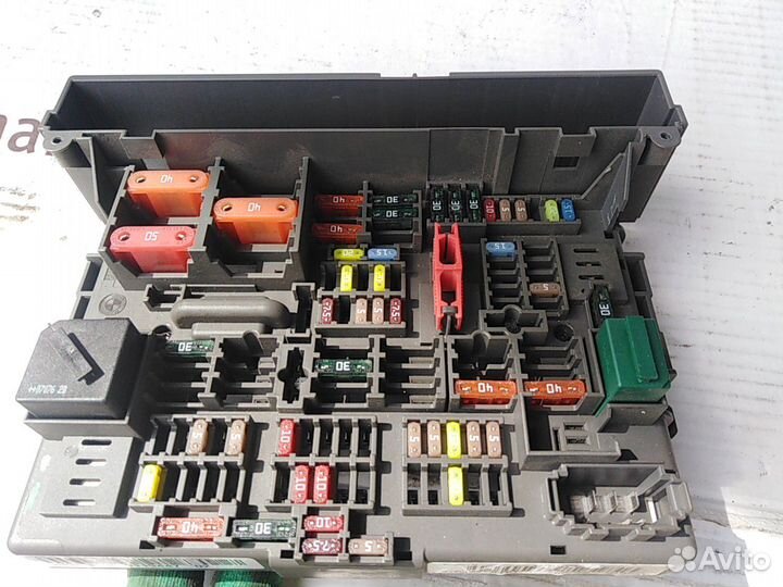 Блок предохранителей bmw e90 м47n