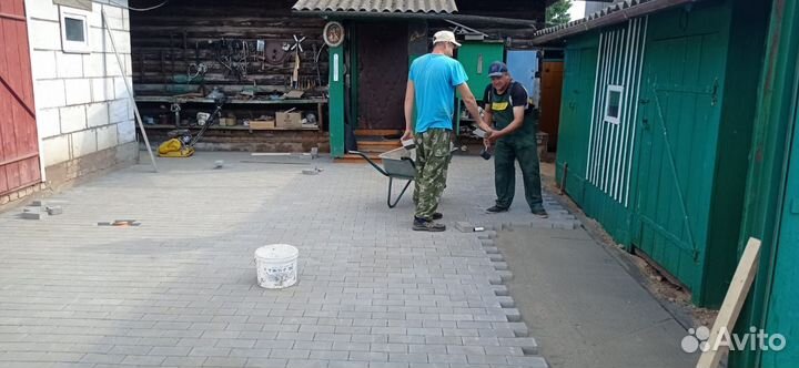 Укладка тротуарной плитки и брусчатки