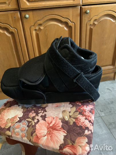 Лангетка на стопу