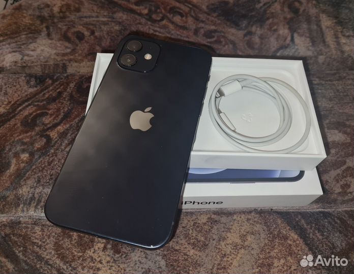 iPhone 12, 64 ГБ
