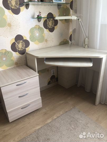 Стол письменный угловой и тумба бу