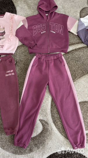 Спортивный костюм на девочку 134-140