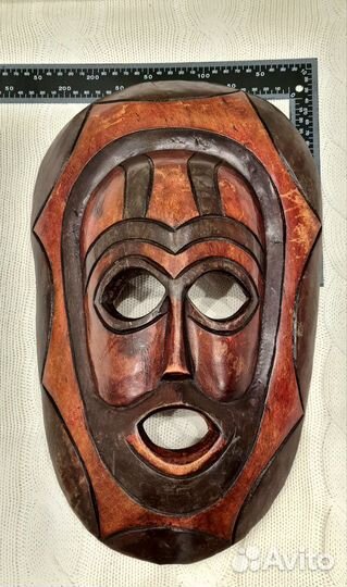 Африканская маска дерево