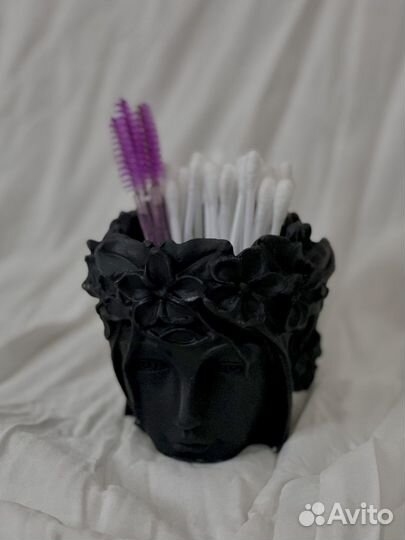 Чёрные кашпо - 5 видов