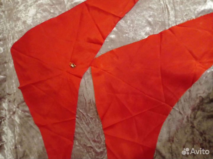 Пакет:оригиналы пионерские галстуки 2шт и п