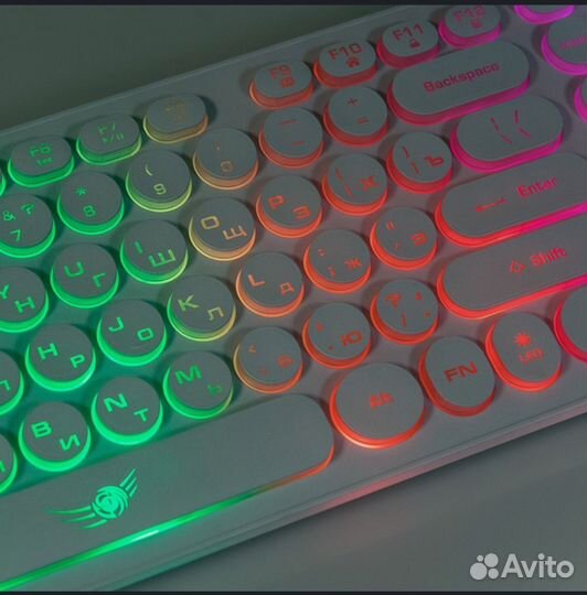 Игровая клавиатура с подсветкой