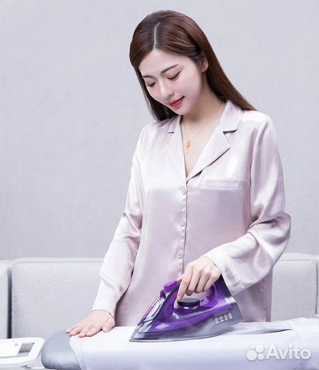 Беспроводной утюг Lofans Cordless Steam Iron YD-01