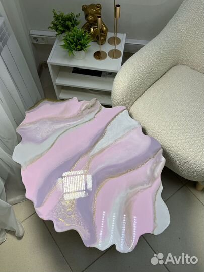 Журнальный столик в наличии