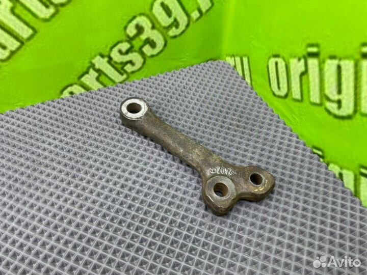 Рулевая сошка Mercedes-Benz W124 M102 2.3 1991