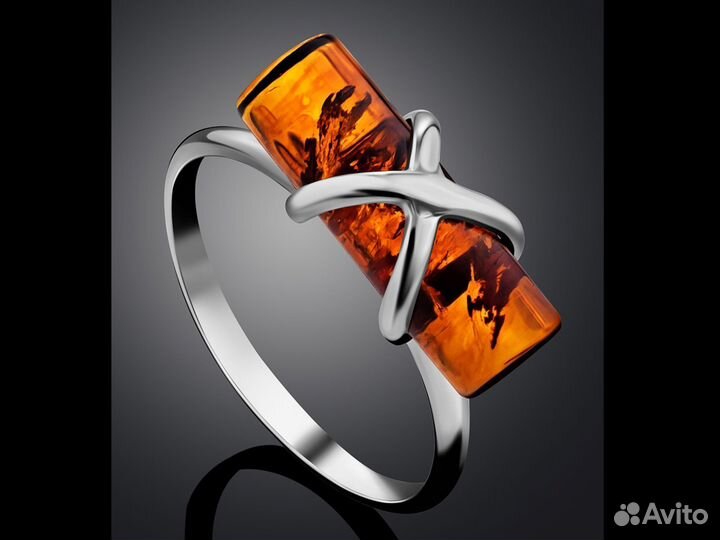 Серебрянное Кольцо с Натуральным Коньячным Янтарем
