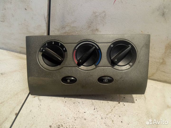 Блок управления печки/климат-контроля Chery