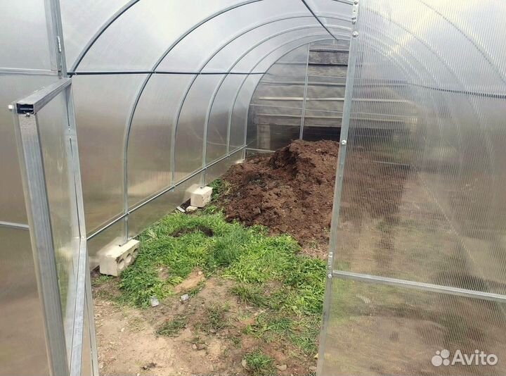 Теплица из поликарбоната