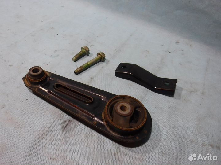 Подушка двигателя задняя X-Trail T31 Икс-трейл Т31