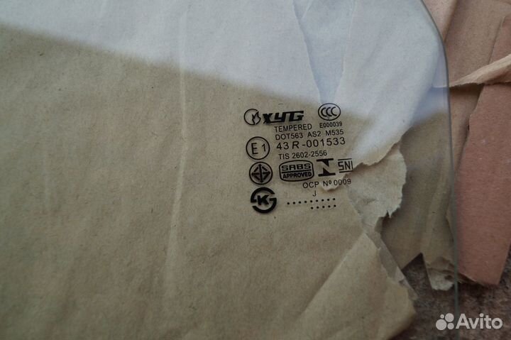 Стекло заднее левое Хэндай Солярис